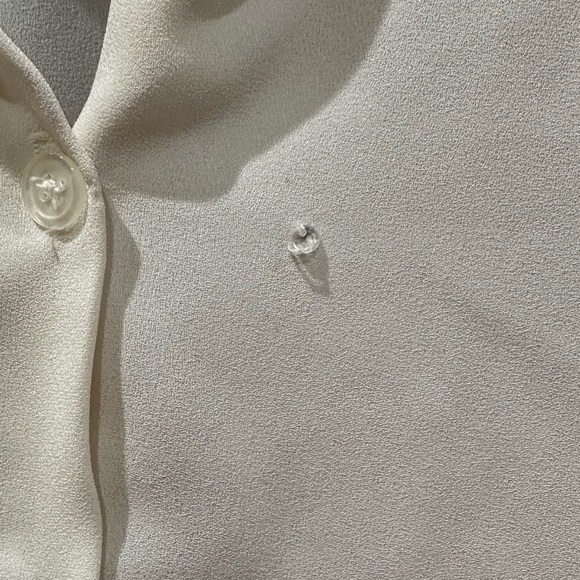 High low button blouse - Picture 4 of 8